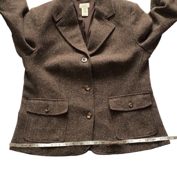 L.L. Bean Wool Silk Blend Brown Blazer, size M - Picture 10 of 13